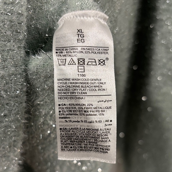 Old Navy Eyelash Party Sweater Size XL Color Briny Water Holiday Christmas Party - Picture 4 of 6